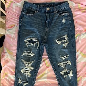 High waisted stretchy jeans